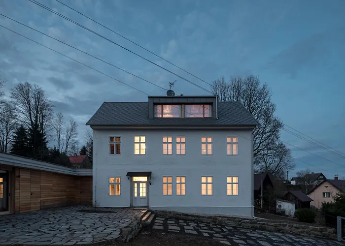 Stará škola - Alte Schule, Loučná