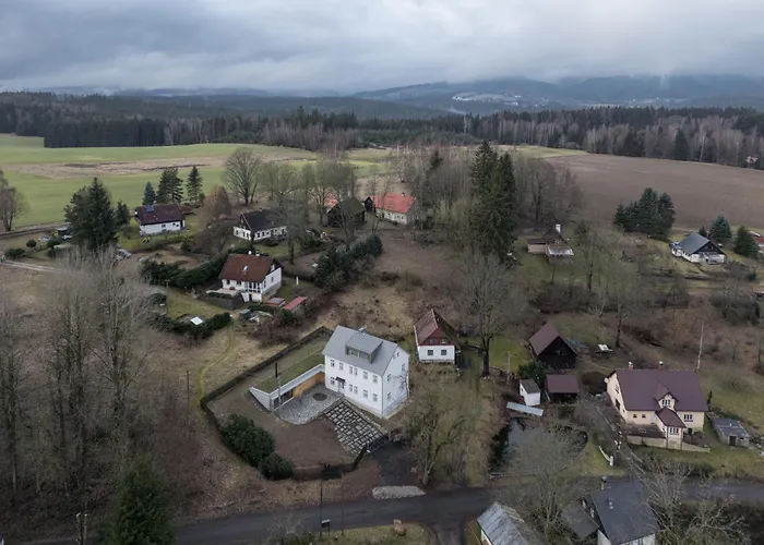 Stará škola - Alte Schule, Loučná Casa de Férias